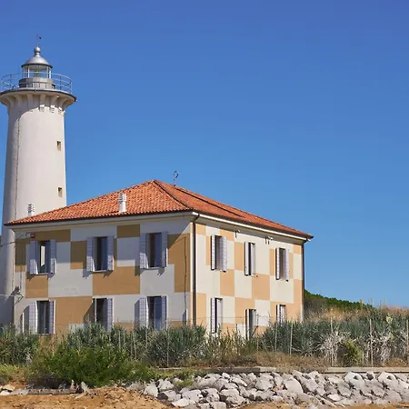 Flat In With Swimming Pool And Balcony Apartamento *