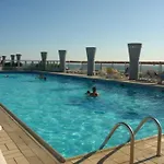 Flat In With Swimming Pool And Balcony بيبيوني