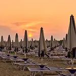 Flat In With Swimming Pool And Balcony Bibione