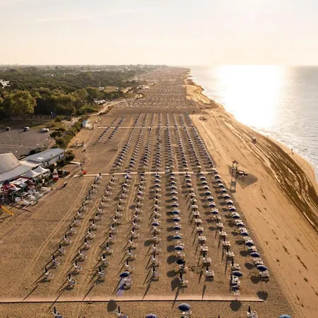 Appartamento Flat In With Swimming Pool And Balcony *