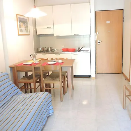 Flat In With Swimming Pool And Balcony * Bibione