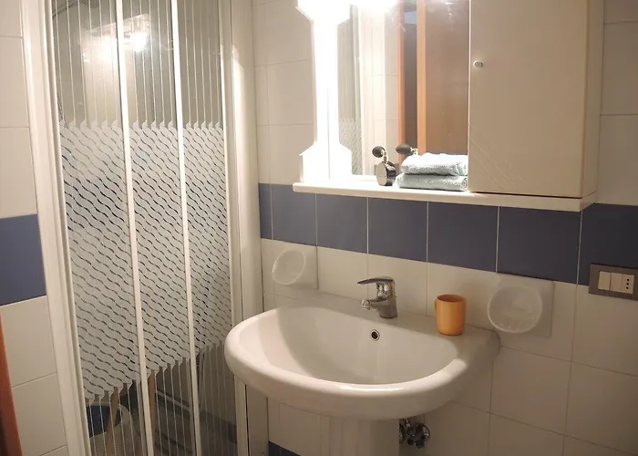 Flat In With Swimming Pool And Balcony